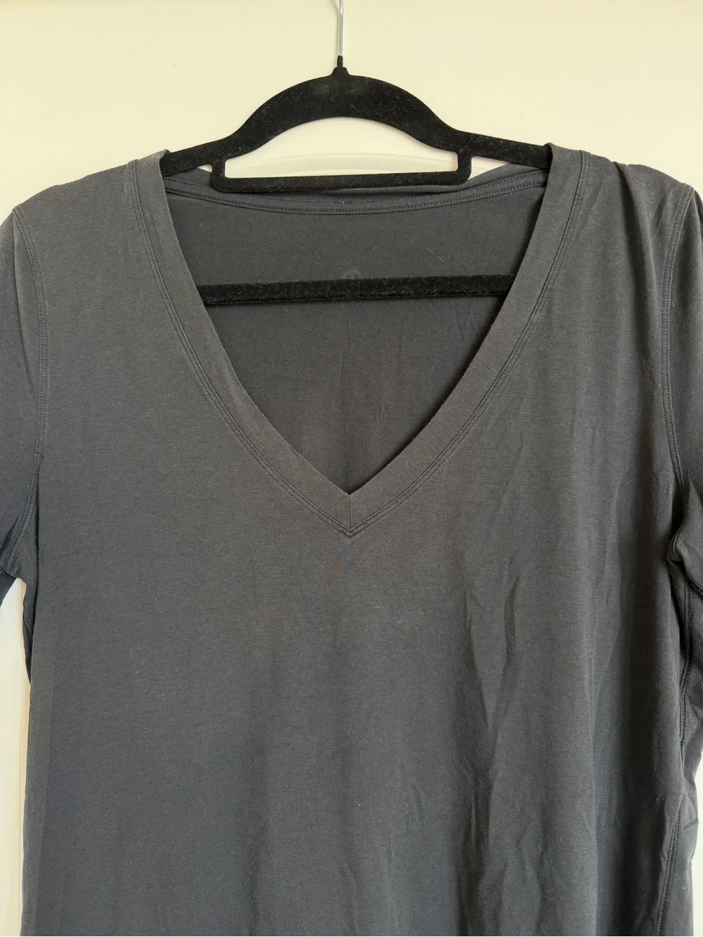 lululemon athletica black neck